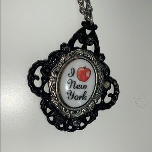 A New York necklace tarinaTarantino